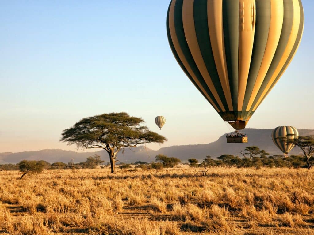 safari-tanzanie-montgolfière