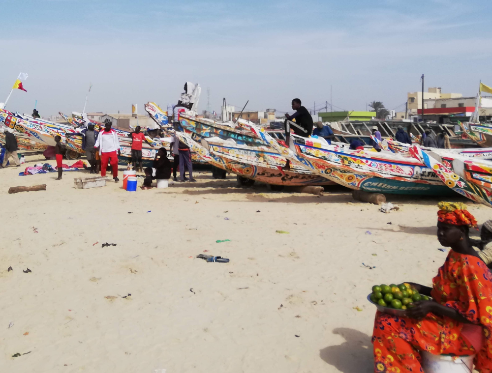 10 raisons voyager Sénégal pirogues couleurs